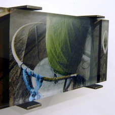 claudia schumann, from the series REVOLUTION LOVE, 2006, 21 x 42 x 2,5 cm, photography, acrylic glass, steel (21 x 18 x 4 cm)