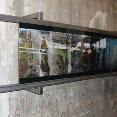 claudia schumann, installationview, SHOTTWV2007lg1, 2008, 50 x 203 cm, photgraphy, steel (6 x 300 x 6 cm)